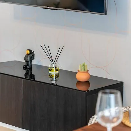 Monte Carlo Monaco Border, Swimming Pool, Parking, View, Terrace Apartment