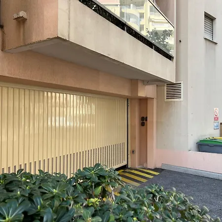 Monte Carlo Monaco Border, Swimming Pool, Parking, View, Terrace *